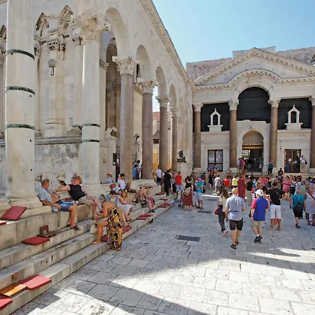 Stunning Home In Split With Outdoor Swimming Pool *