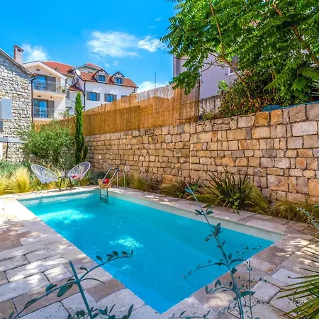 Holiday home Stunning Home In Split With Outdoor Swimming Pool *