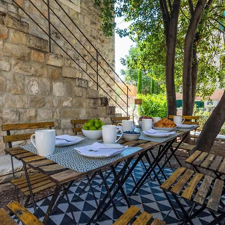 Holiday home Stunning Home In Split With Outdoor Swimming Pool