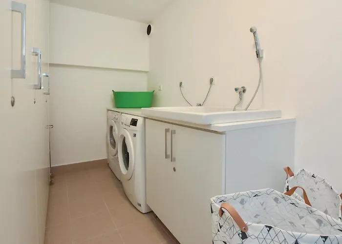 Stunning In With Sauna * Split