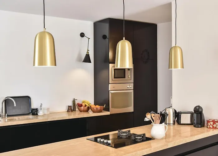 Stunning In With Sauna Split