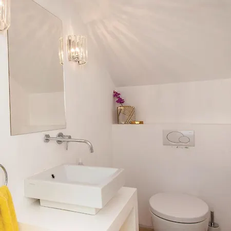 Дом отдыха Stunning Home In Split With Sauna *